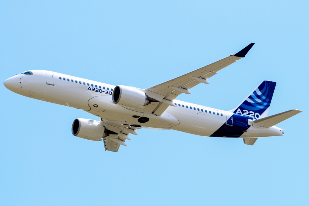 Airbus_A220-300 – photoshopped